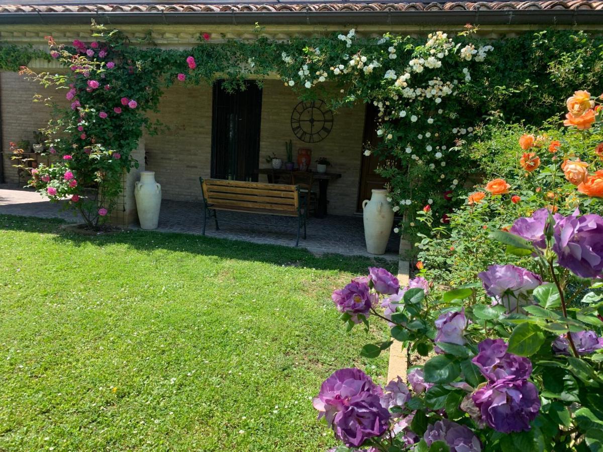פאנו Guest House Vagamondo מראה חיצוני תמונה